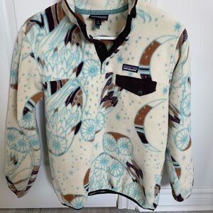 Patagonia Women’s Synchilla Cream and Blue Fleece